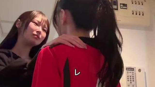 日本女大学生的日常贴贴