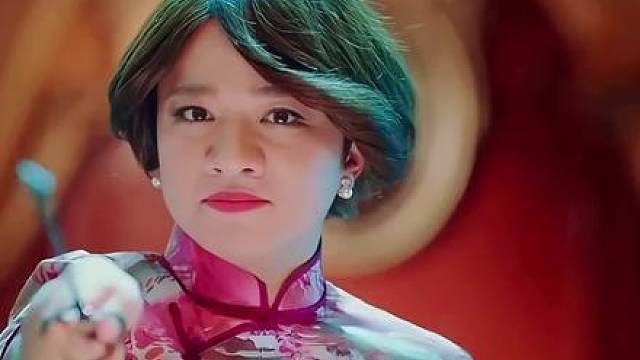 “这样的萌妹你想领走几个呢”