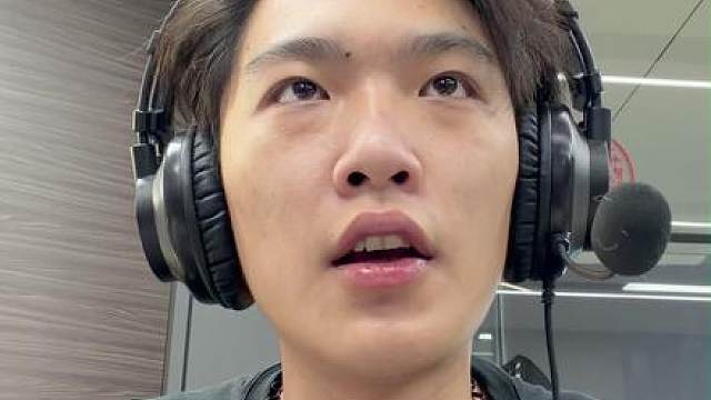 不是说上了大学就轻松吗