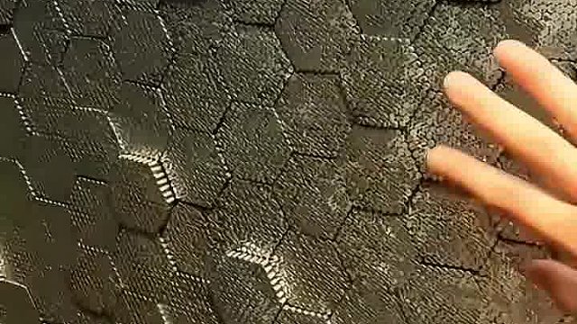 不是我吹，这根绳索能把地球吊起都没问题啊