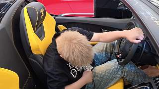 行車提喬露露放嗨歌引興奮