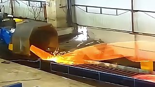 飛鋼事故中，軋鋼為什么能飛那么高？