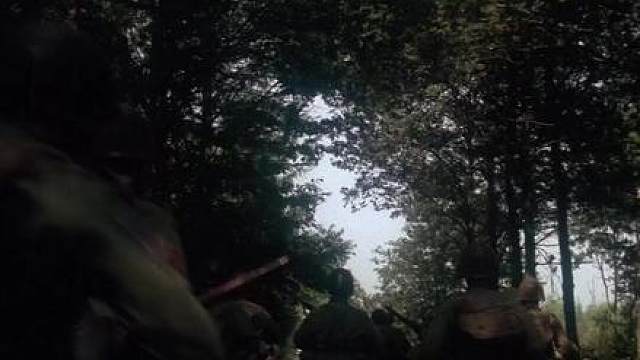 炸桥前，先对那辆管风琴的背后猛猛灌入！ 【英雄连1】市场花园行动05-贝斯特【全目标勋章】「专家难度剧情战役精简解说」