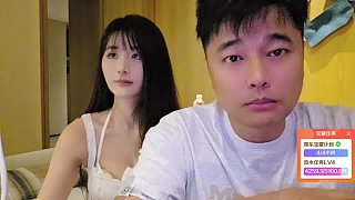 推薦觀眾去小玉直播間玩