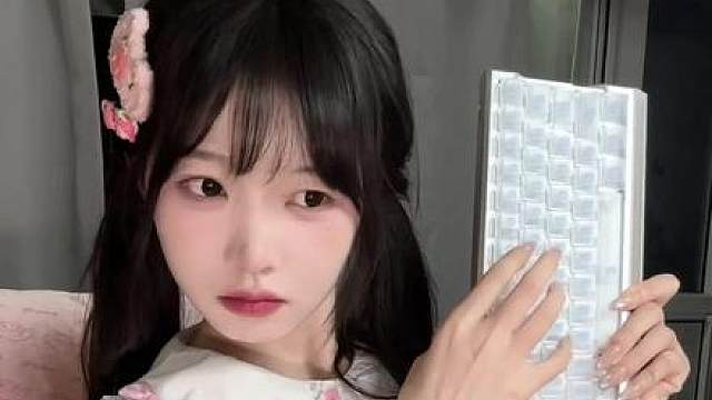 每次听到那种虚无飘渺的话就好无奈