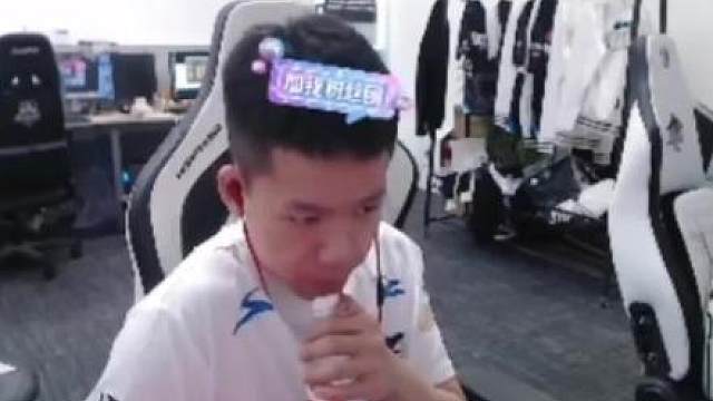 CFPL俱乐部都在一起。