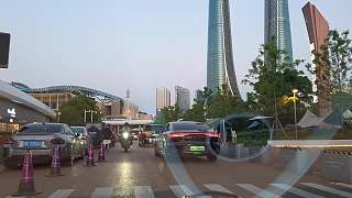 因遲到被罰款1888元