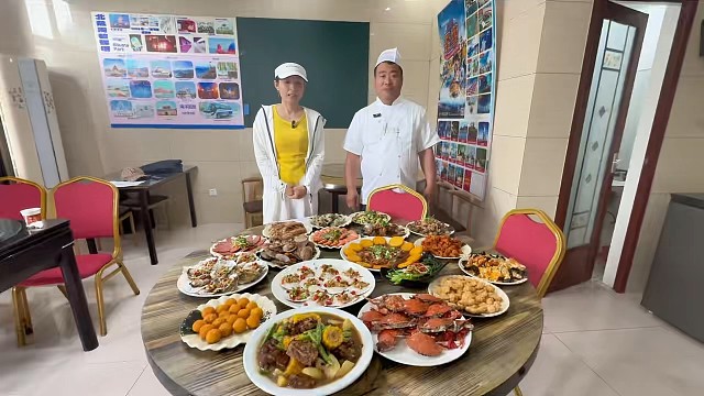 河北秦皇岛北戴河刘庄夜市刘凤奎旅馆民宿每人仅150包吃包住吃海鲜！