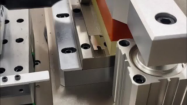 恒友音达超声波  超声波金属焊接机