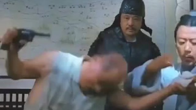 自己耍的帅，含着泪也要装完