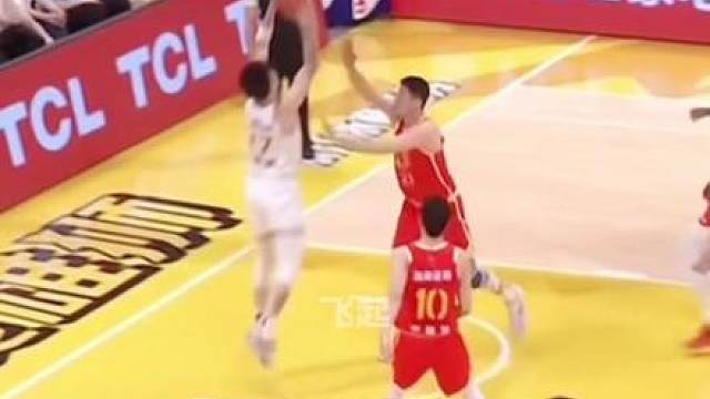 CBA上海胜广厦夺冠军点！张镇麟23分9板6助攻！ 这才是国产四号位的理想模版吧。你要是再这么打下去，王俊杰来了也得给你打替补。