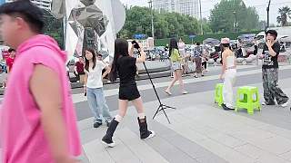 可愛(ài)大一學(xué)生唱《愛(ài)你》過(guò)海選