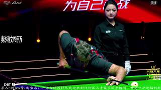 話筒音爆引發(fā)驚嚇