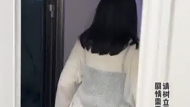怎么办？最近我姐姐总是在家做一些奇怪的事，老婆怀了双胞胎在安胎中