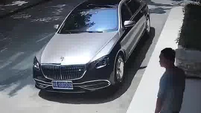 市场行情不太好，店主的车越换越差，网友：人生总是大起大落！！