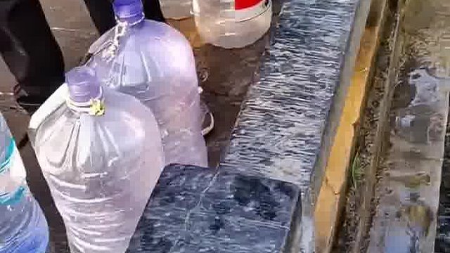 济南大爷自制“黑科技”轻松打泉水 羡煞旁人