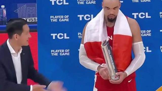 巅峰对决，20位nba球员肉搏对抗， 这强度完胜nba全明星赛，多次上演神奇进球，亚历山大的加拿大男篮大战布伦森的美国男篮，势均力敌难分伯仲