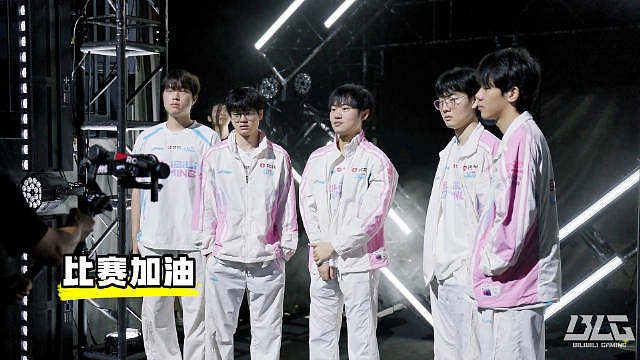 赛前视频 BLG vs JDG

旌旗动，意气扬！

 ​​​