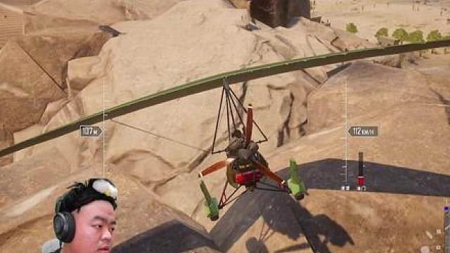 小小的山头竟然同时出现两位脚滑的人