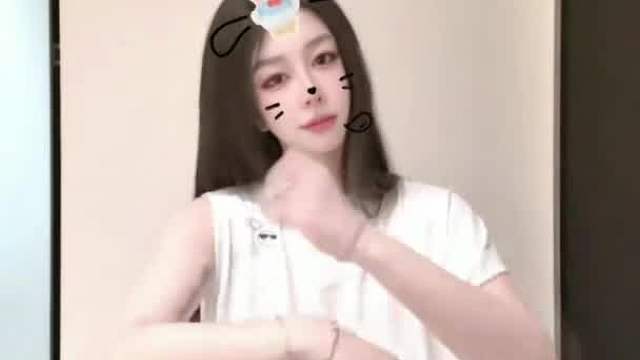 花臂大妞