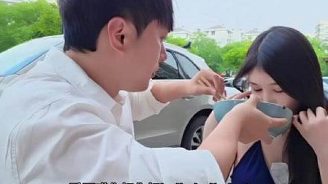 当你兄弟被人合影时