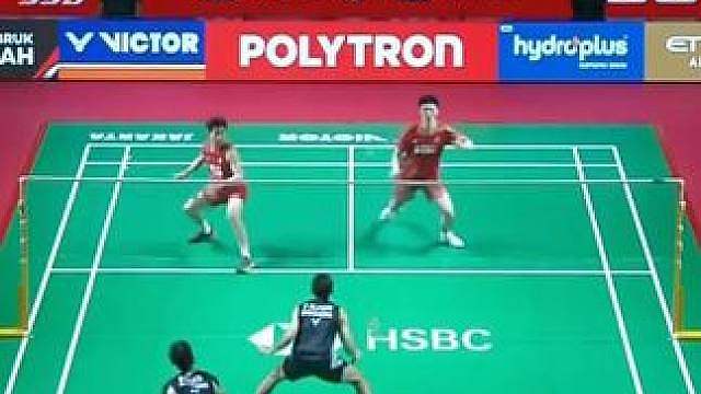 陈柏阳/刘毅2-0击败印尼双菲组合，晋级印尼赛16强！