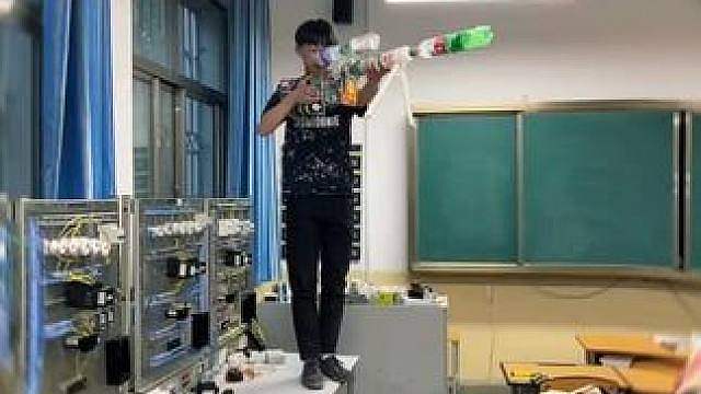 传说中的CF第一狙？