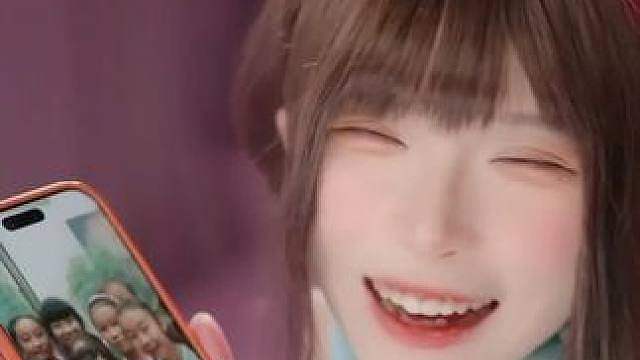 兔娘直播展示自己小学照片 那时候还是自然卷没绷住！