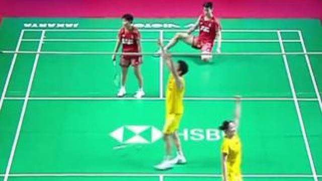 程星/张弛2-1击败凤凰组合，打进混双半决赛。