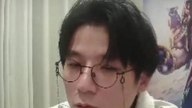 那么概率是必赢 棍老师最精了，一到关键时刻就夺舍发牌员
素材来源玩家投稿，也欢迎大家通过hs_sub