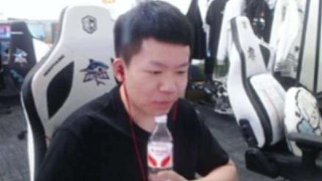 穿越火线白鲨念旧