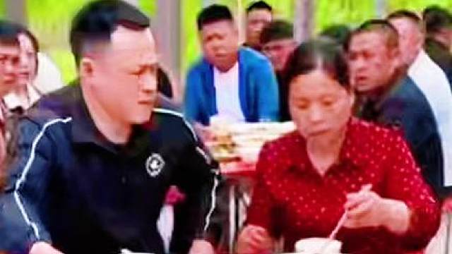咱小杨季后首胜恭喜开拓者扳平马刺！