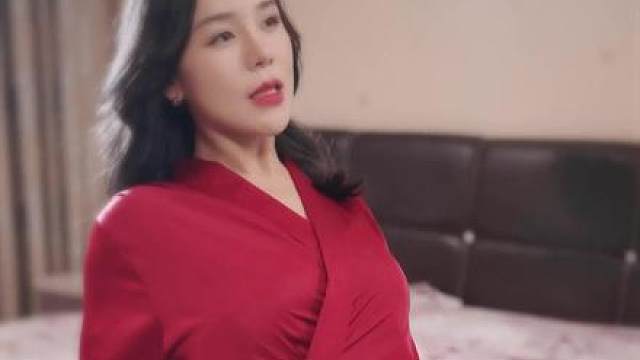 傻子李凡夜宿旅馆撞破老板娘私密邀约，痴傻背后藏着不为人知的过往