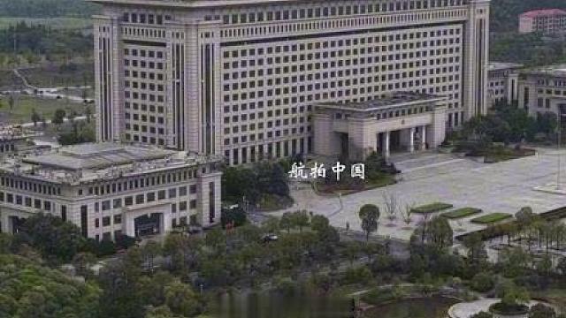 这就是曾经被直接点名的湖南攸县政府大楼。