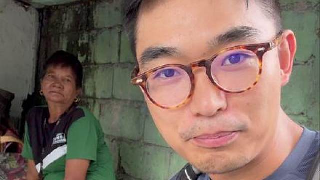 探秘菲律宾最大的墓地贫民窟！孩子们只能在坟墓边玩耍...