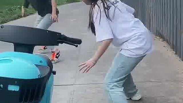 这次好像聪明一回了。