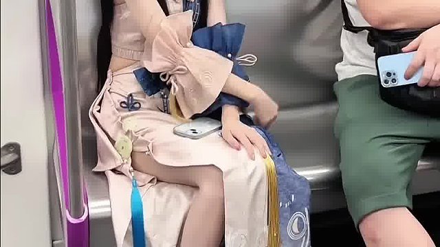 脸红了