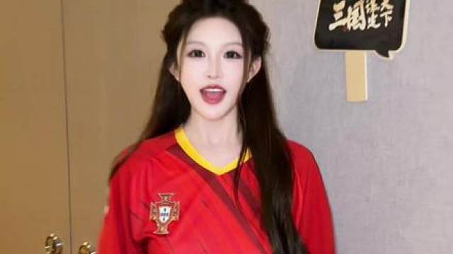 这不得给我罗来点热门舞曲，世界杯加油！