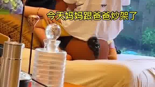 你们见过谁家孩子能把两女人气的够呛