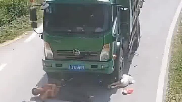 这责任怪谁啊？