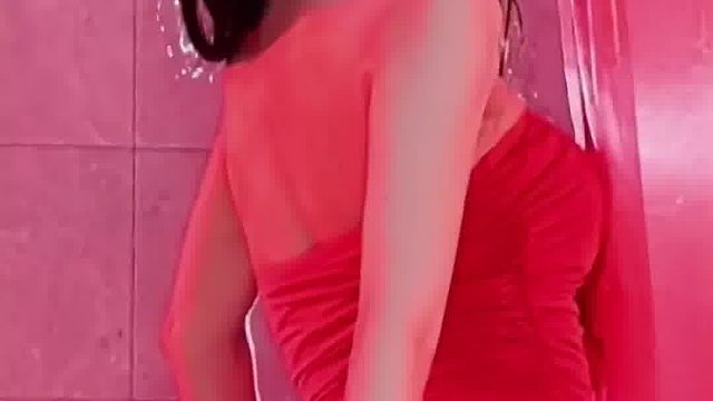 姐姐今天够火辣吗