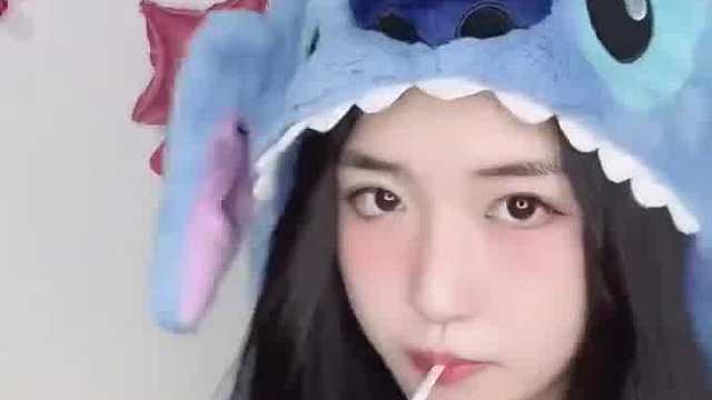 据说只有女生才能做这个姿势