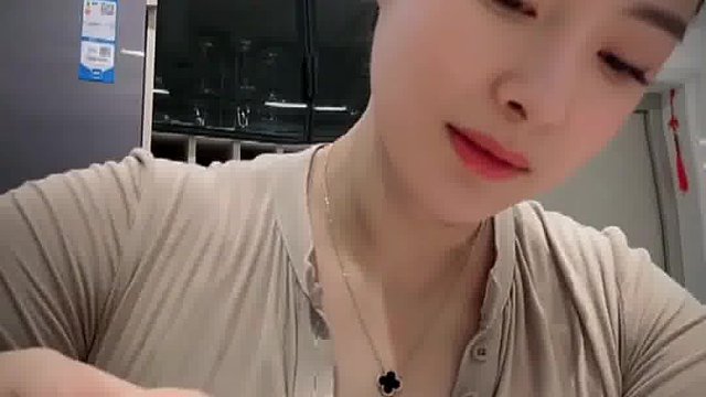 求不满的妈妈