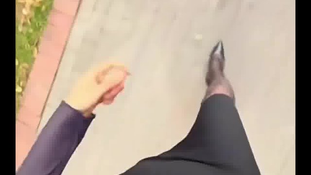 妈妈出门了