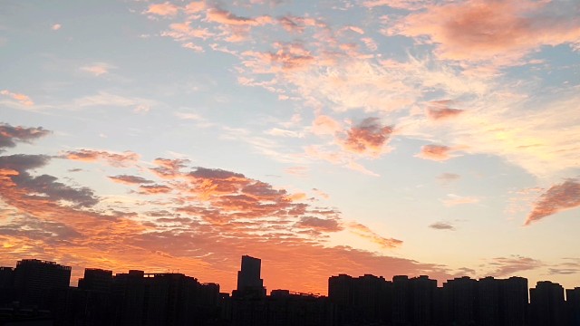 清晨的天空