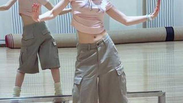 一转身被自己萌晕了(⁎⁍̴̛ᴗ⁍̴̛⁎)
