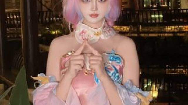 她转身就走了，像下定了某种决心