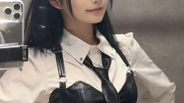 已经把头发造没了三分之一了… 但没关系，我头发多，有足够空间试错。
