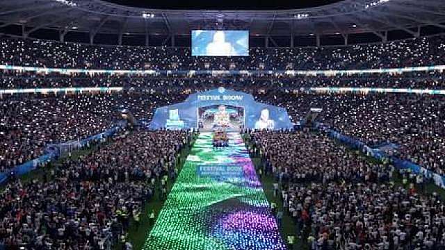2026年国际足联世界杯开幕式 恢弘音乐、绚烂烟花与壮观的体育场全景#