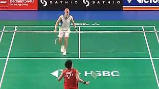 董天尧2-0击败伍家朗，晋级男单半决赛。 #